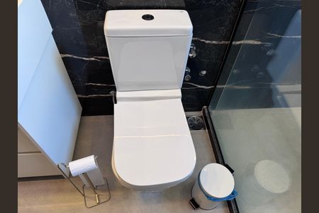 Casa de condomínio à venda com 600m², 4 quartos e 3 vagasBanheiro da Suíte 3