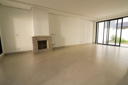 Casa de condomínio à venda com 216m², 3 quartos e 4 vagasSala