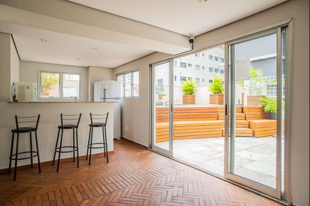 Apartamento à venda com 37m², 1 quarto e 1 vagaÁrea comum - Bar da Piscina