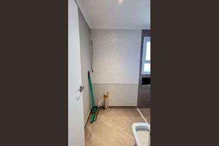 Apartamento à venda com 88m², 2 quartos e 3 vagas Apartamento à venda com 88m², 2 quartos e 3 vagasBanheiro da Suíte 1