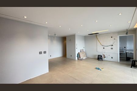 Apartamento à venda com 88m², 2 quartos e 3 vagas Apartamento à venda com 88m², 2 quartos e 3 vagasSala