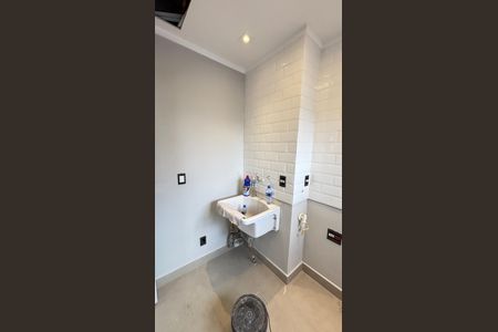 Apartamento à venda com 88m², 2 quartos e 3 vagas Apartamento à venda com 88m², 2 quartos e 3 vagasÁrea de Serviço