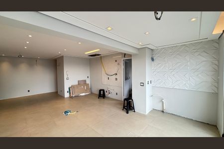 Apartamento à venda com 88m², 2 quartos e 3 vagas Apartamento à venda com 88m², 2 quartos e 3 vagasVaranda