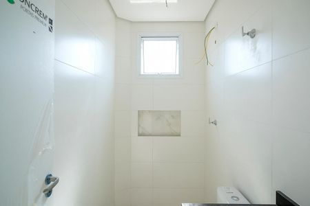 Apartamento à venda com 116m², 2 quartos e 1 vagaBanheiro da suíte