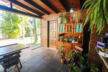 Casa à venda com 426m², 3 quartos e 4 vagasVaranda