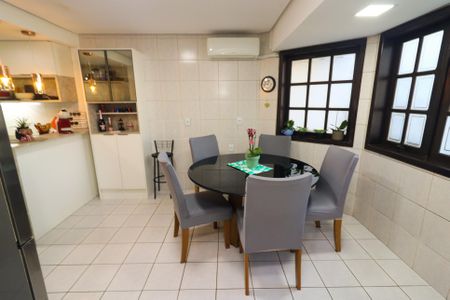 Casa à venda com 426m², 3 quartos e 4 vagasSala de Jantar