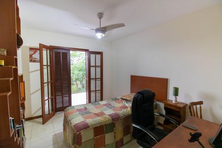 Casa de condomínio à venda com 400m², 5 quartos e 2 vagas Casa de condomínio à venda com 400m², 5 quartos e 2 vagasQuarto 3