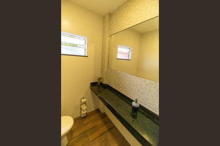 Casa de condomínio à venda com 400m², 5 quartos e 2 vagas Casa de condomínio à venda com 400m², 5 quartos e 2 vagasLavabo 2