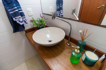 Casa de condomínio à venda com 400m², 5 quartos e 2 vagas Casa de condomínio à venda com 400m², 5 quartos e 2 vagasLavabo