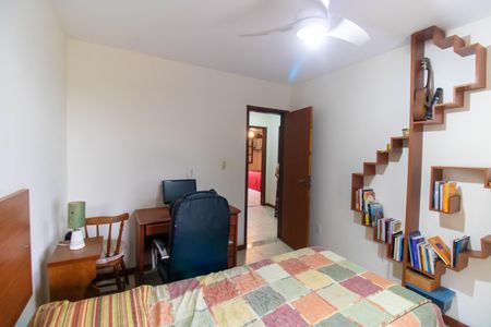 Casa de condomínio à venda com 400m², 5 quartos e 2 vagas Casa de condomínio à venda com 400m², 5 quartos e 2 vagasQuarto 3