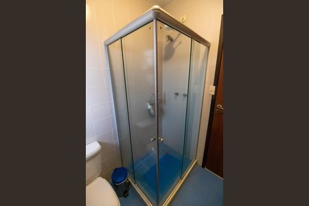 Casa de condomínio à venda com 400m², 5 quartos e 2 vagas Casa de condomínio à venda com 400m², 5 quartos e 2 vagasBanheiro Social