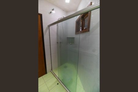 Casa de condomínio à venda com 400m², 5 quartos e 2 vagas Casa de condomínio à venda com 400m², 5 quartos e 2 vagasBanheiro da Suíte 2