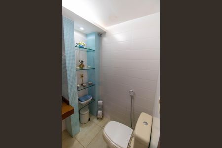 Casa de condomínio à venda com 400m², 5 quartos e 2 vagas Casa de condomínio à venda com 400m², 5 quartos e 2 vagasLavabo