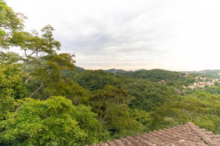 Casa de condomínio à venda com 400m², 5 quartos e 2 vagas Casa de condomínio à venda com 400m², 5 quartos e 2 vagasVista do Quarto 2