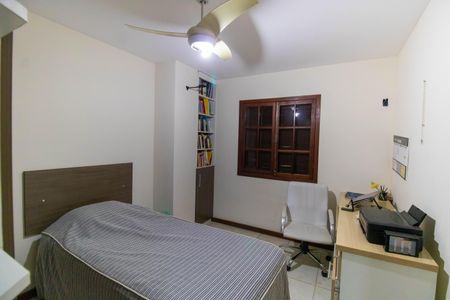 Casa de condomínio à venda com 400m², 5 quartos e 2 vagas Casa de condomínio à venda com 400m², 5 quartos e 2 vagasQuarto 1