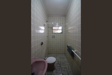 Casa à venda com 218m², 3 quartos e 3 vagasBanheiro de Serviço