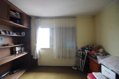 Casa à venda com 218m², 3 quartos e 3 vagasQuarto 2