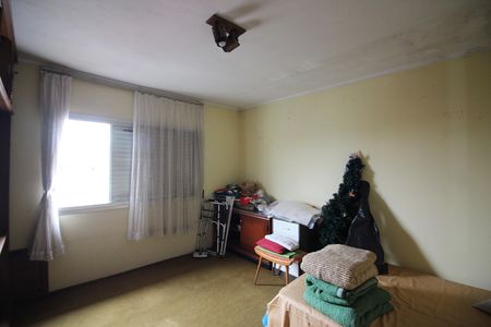 Casa à venda com 218m², 3 quartos e 3 vagasQuarto 2