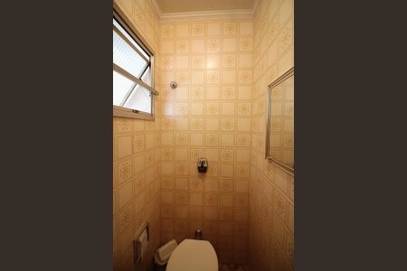 Casa à venda com 218m², 3 quartos e 3 vagasLavabo