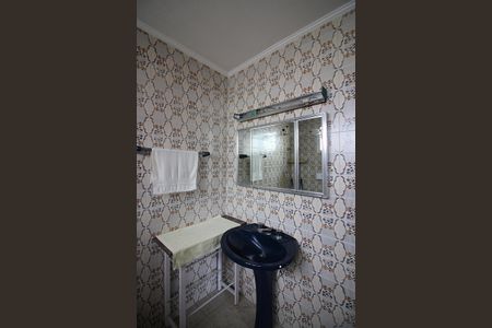 Casa à venda com 218m², 3 quartos e 3 vagasBanheiro Social