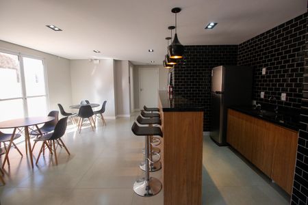 Apartamento à venda com 42m², 2 quartos e 1 vagaÁrea comum - Salão de festas