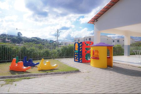 Apartamento para alugar com 44m², 2 quartos e 1 vaga Apartamento para alugar com 44m², 2 quartos e 1 vagaÁrea comum - Playground