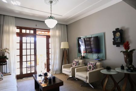 Casa à venda com 400m², 4 quartos e 1 vagaSala