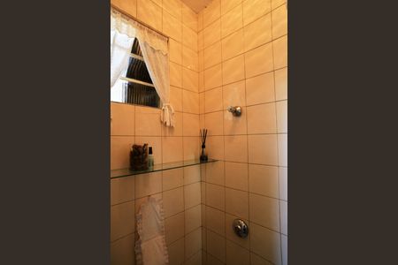 Casa à venda com 400m², 4 quartos e 1 vagaBanheiro de serviço