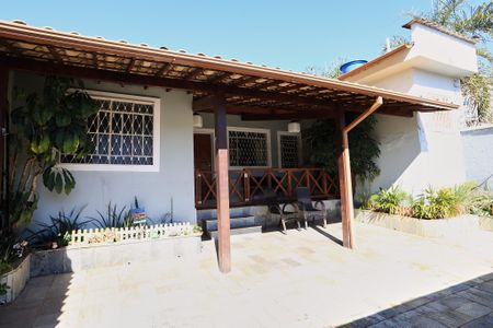 Casa à venda com 400m², 4 quartos e 1 vagaÁrea externa