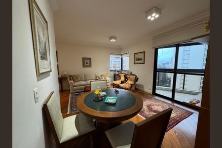 Apartamento para alugar com 230m², 4 quartos e 3 vagasSala