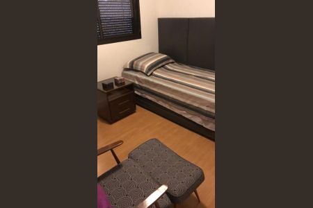 Apartamento à venda com 130m², 4 quartos e 2 vagasQuarto
