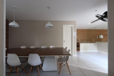 Apartamento à venda com 40m², 2 quartos e sem vagaÁrea comum - Espaço Gourmet