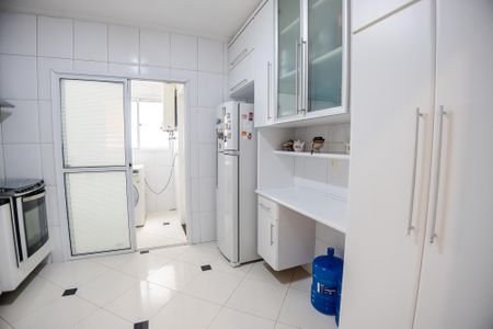 Apartamento à venda com 115m², 3 quartos e 2 vagasCozinha