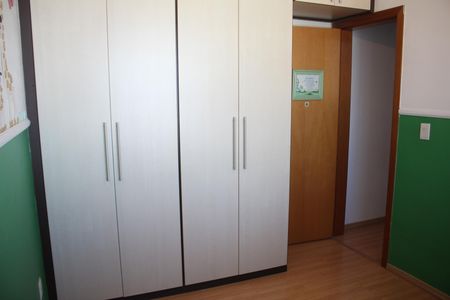 Apartamento à venda com 204m², 4 quartos e 3 vagasQuarto 2