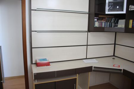 Quarto 1 de apartamento à venda com 4 quartos, 204m² em Novo Eldorado, Contagem