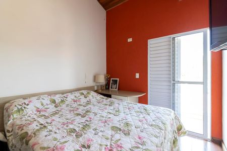 Casa à venda com 160m², 3 quartos e 2 vagasSuíte 2