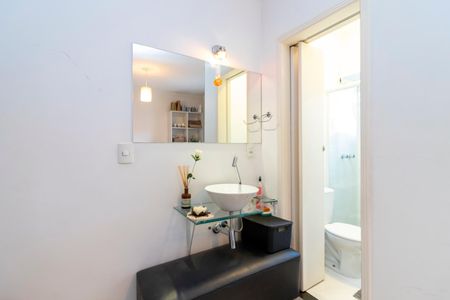 Casa à venda com 160m², 3 quartos e 2 vagasBanheiro da Suíte 3