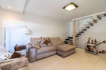 Casa à venda com 160m², 3 quartos e 2 vagasSala de Estar