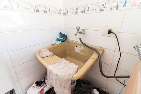 Casa à venda com 160m², 3 quartos e 2 vagasÁrea de Serviço
