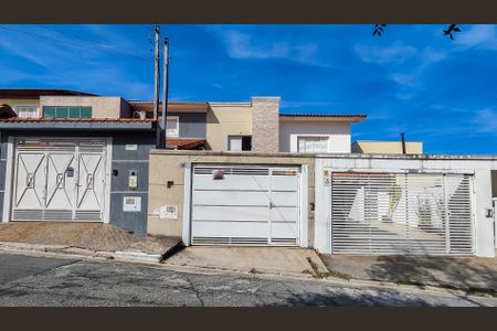 Casa à venda com 160m², 3 quartos e 2 vagasFachada