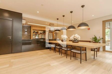 Apartamento à venda com 67m², 2 quartos e 2 vagas Apartamento à venda com 67m², 2 quartos e 2 vagasÁrea comum - Salão de Festas Gourmet