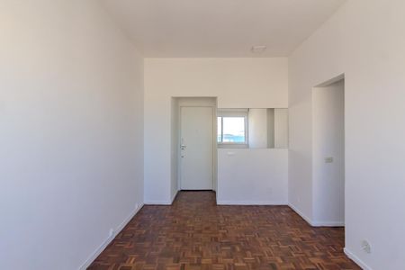 Apartamento para alugar com 68m², 2 quartos e 1 vaga Apartamento para alugar com 68m², 2 quartos e 1 vagaSala