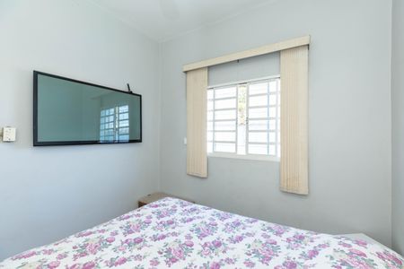 Casa à venda com 380m², 3 quartos e 3 vagasQuarto 2