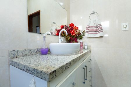 Casa à venda com 380m², 3 quartos e 3 vagasBanheiro