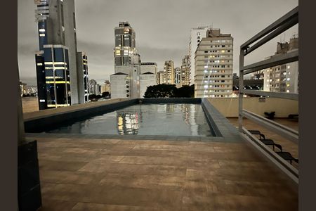 Apartamento à venda com 35m², 1 quarto e sem vagaÁrea comum - Piscina