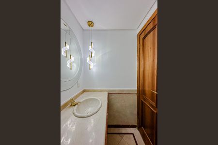 Apartamento para alugar com 220m², 3 quartos e 3 vagasLavabo