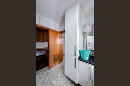 Apartamento para alugar com 220m², 3 quartos e 3 vagasÁrea de Serviço