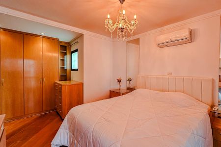 Apartamento para alugar com 220m², 3 quartos e 3 vagasQuarto 1 - Suíte