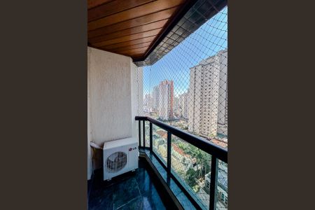 Apartamento para alugar com 220m², 3 quartos e 3 vagasVaranda da Suíte 2