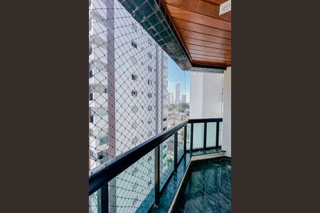 Apartamento para alugar com 220m², 3 quartos e 3 vagasVaranda da Suíte 1